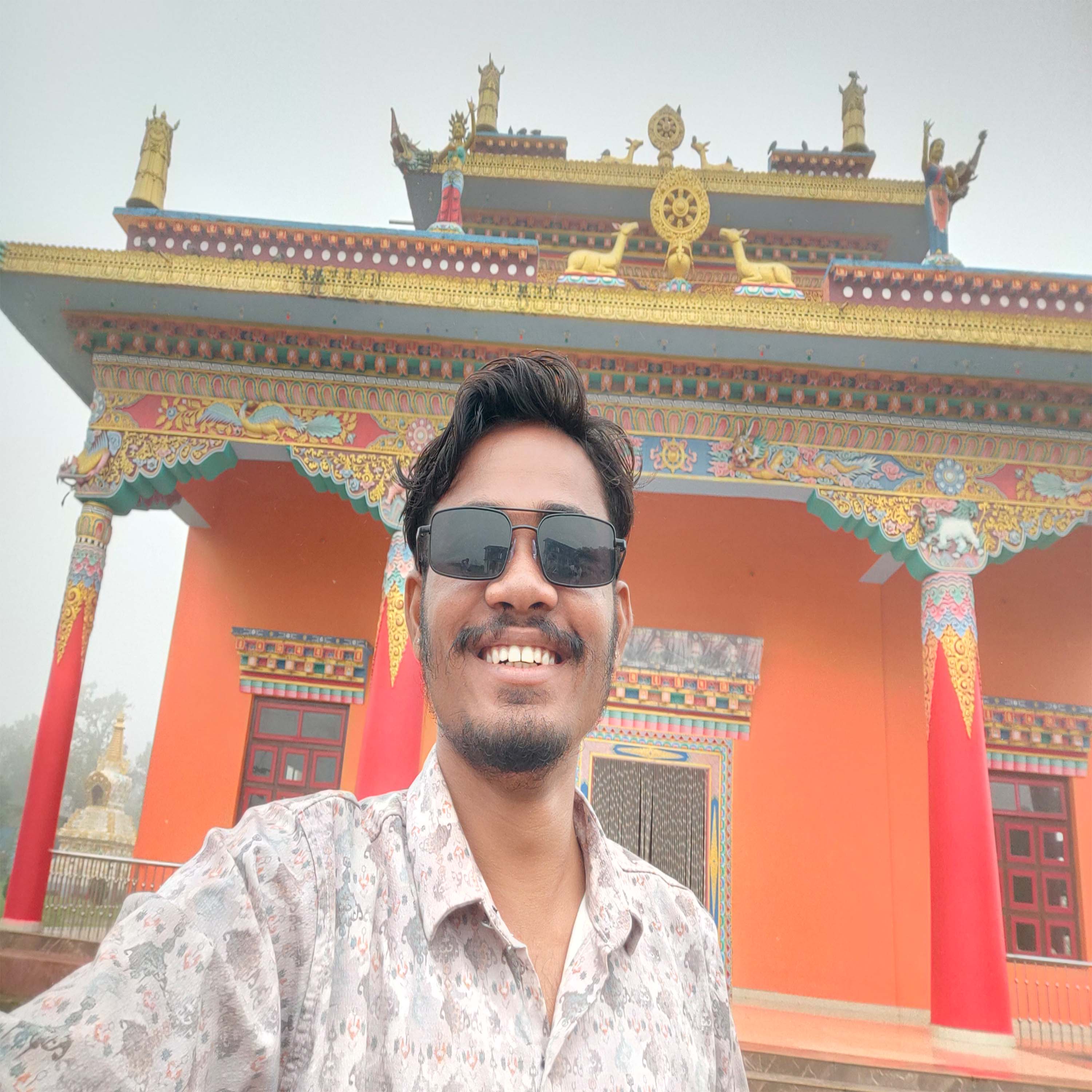 Mr.  Manohar Parte